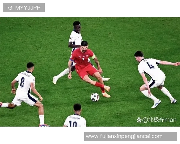 国际足球发展趋势与顶级联赛竞争力分析：全球足坛的机遇与挑战